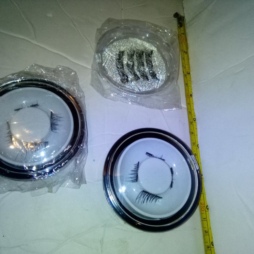 new Flexible Magnetic  Lash Snaps to The Magnetic Eyeliner Custom